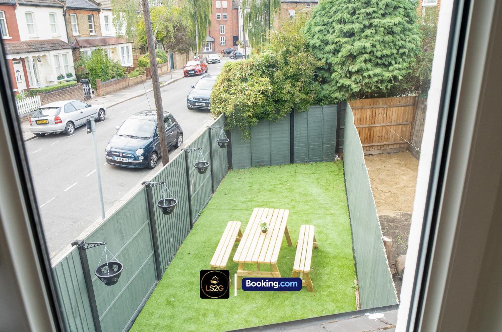 Stunning House By Ls2G Short Lets & Serviced Accommodation Greater London With Free Wifi Dış mekan fotoğraf