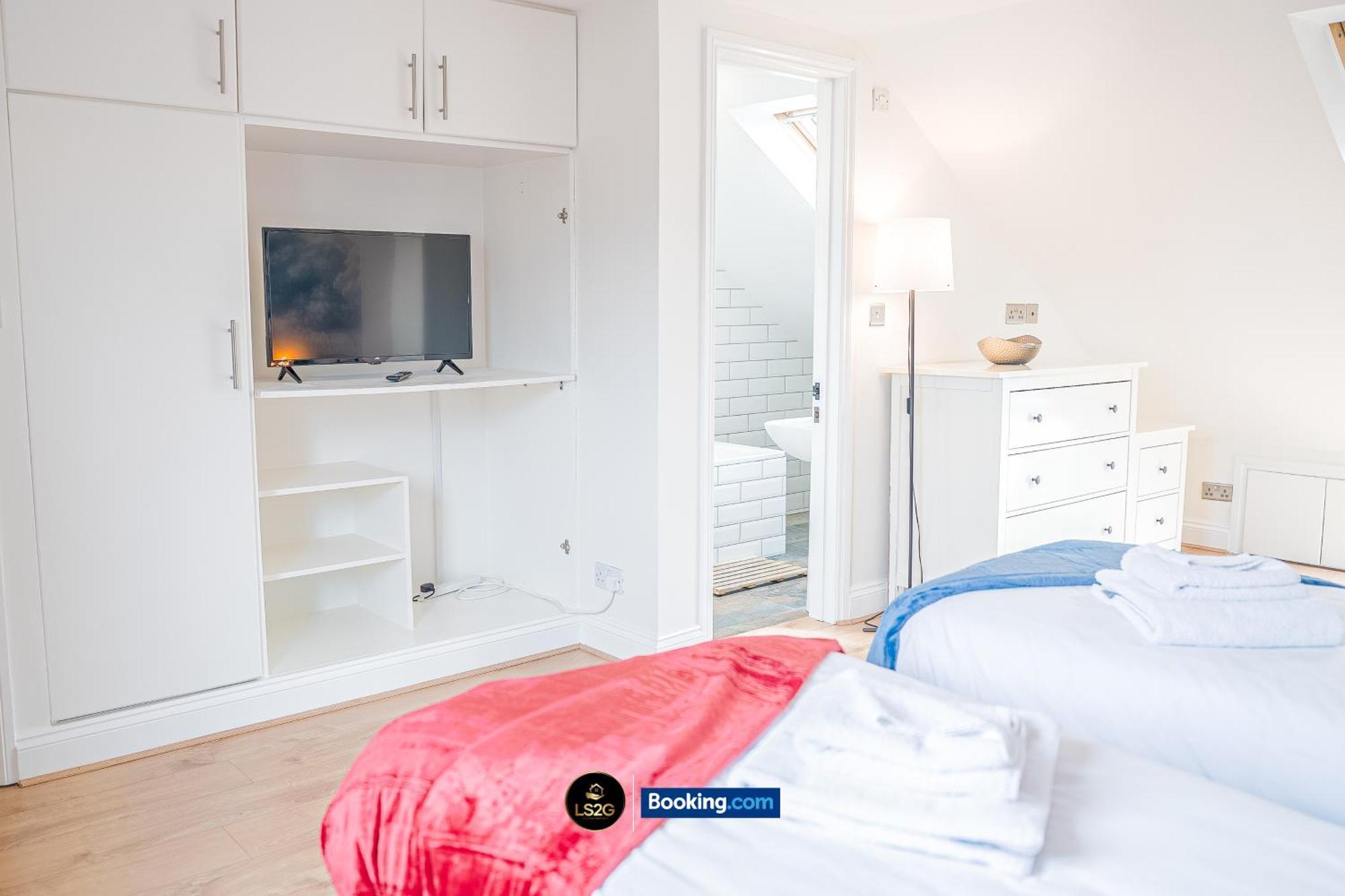 Stunning House By Ls2G Short Lets & Serviced Accommodation Greater London With Free Wifi Dış mekan fotoğraf