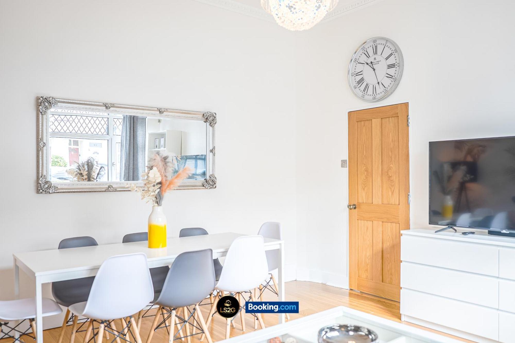 Stunning House By Ls2G Short Lets & Serviced Accommodation Greater London With Free Wifi Dış mekan fotoğraf