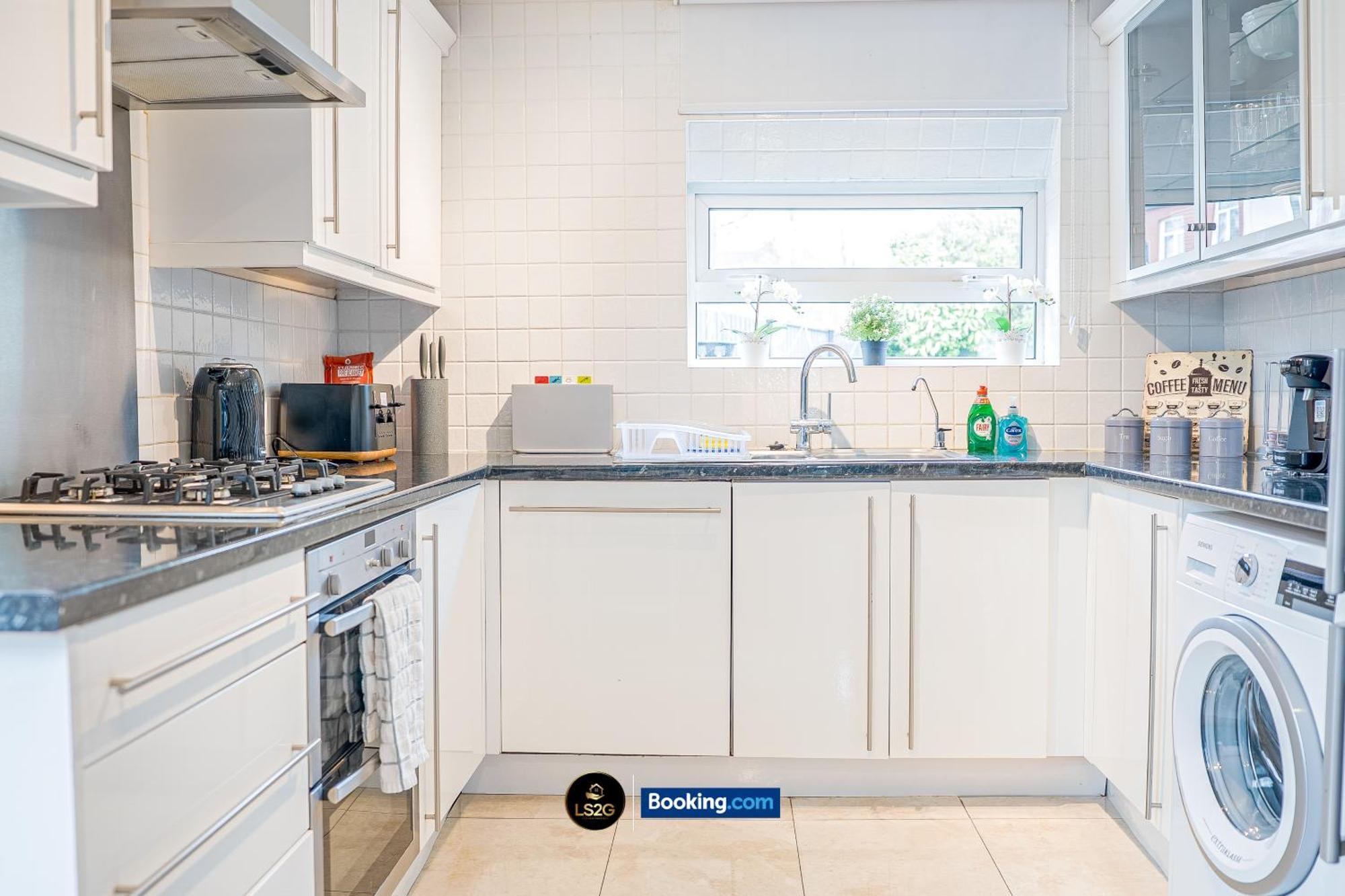 Stunning House By Ls2G Short Lets & Serviced Accommodation Greater London With Free Wifi Dış mekan fotoğraf