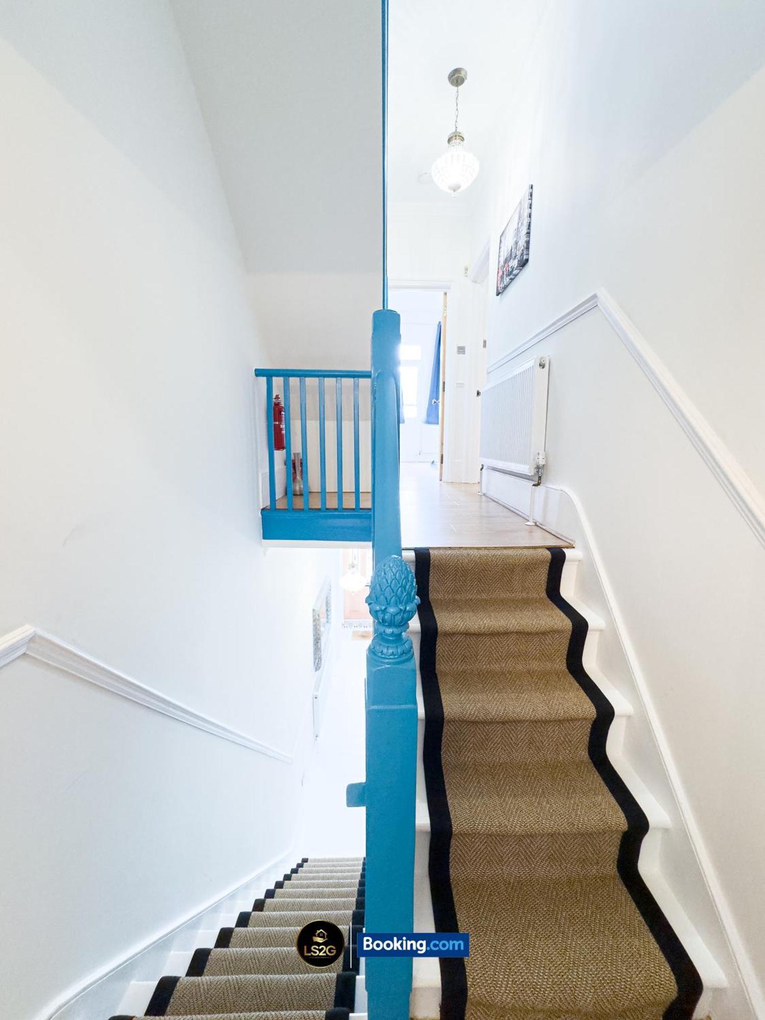 Stunning House By Ls2G Short Lets & Serviced Accommodation Greater London With Free Wifi Dış mekan fotoğraf
