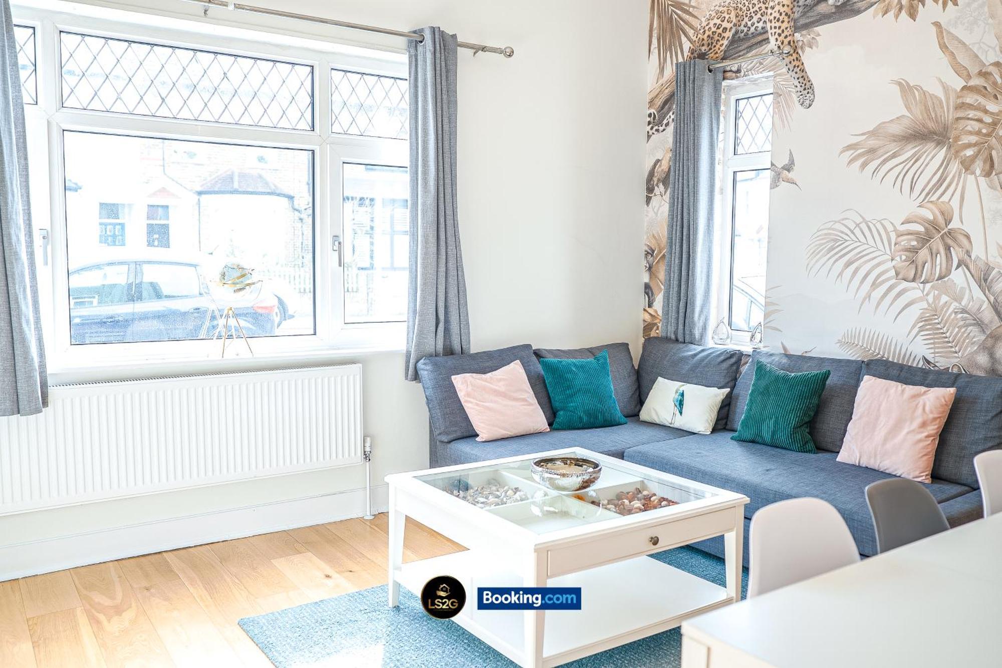 Stunning House By Ls2G Short Lets & Serviced Accommodation Greater London With Free Wifi Dış mekan fotoğraf
